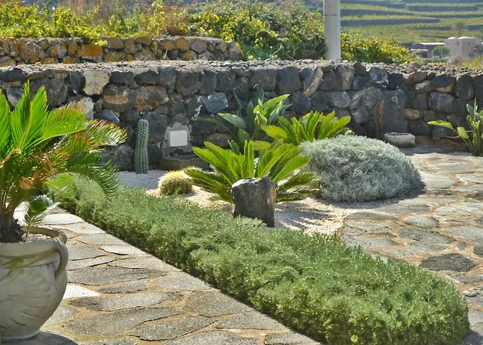 Апартаменты Pantelleriarelax *